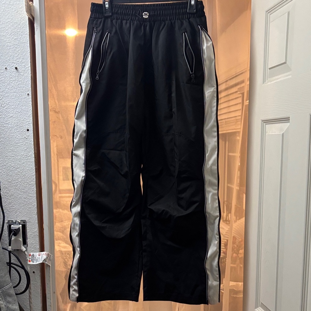 Black and White Sweatpants with Elastic Waistband